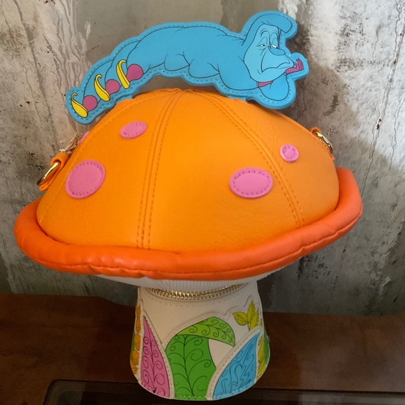 Disney Alice in wonderland stitch shop loungefly - Picture 1 of 2